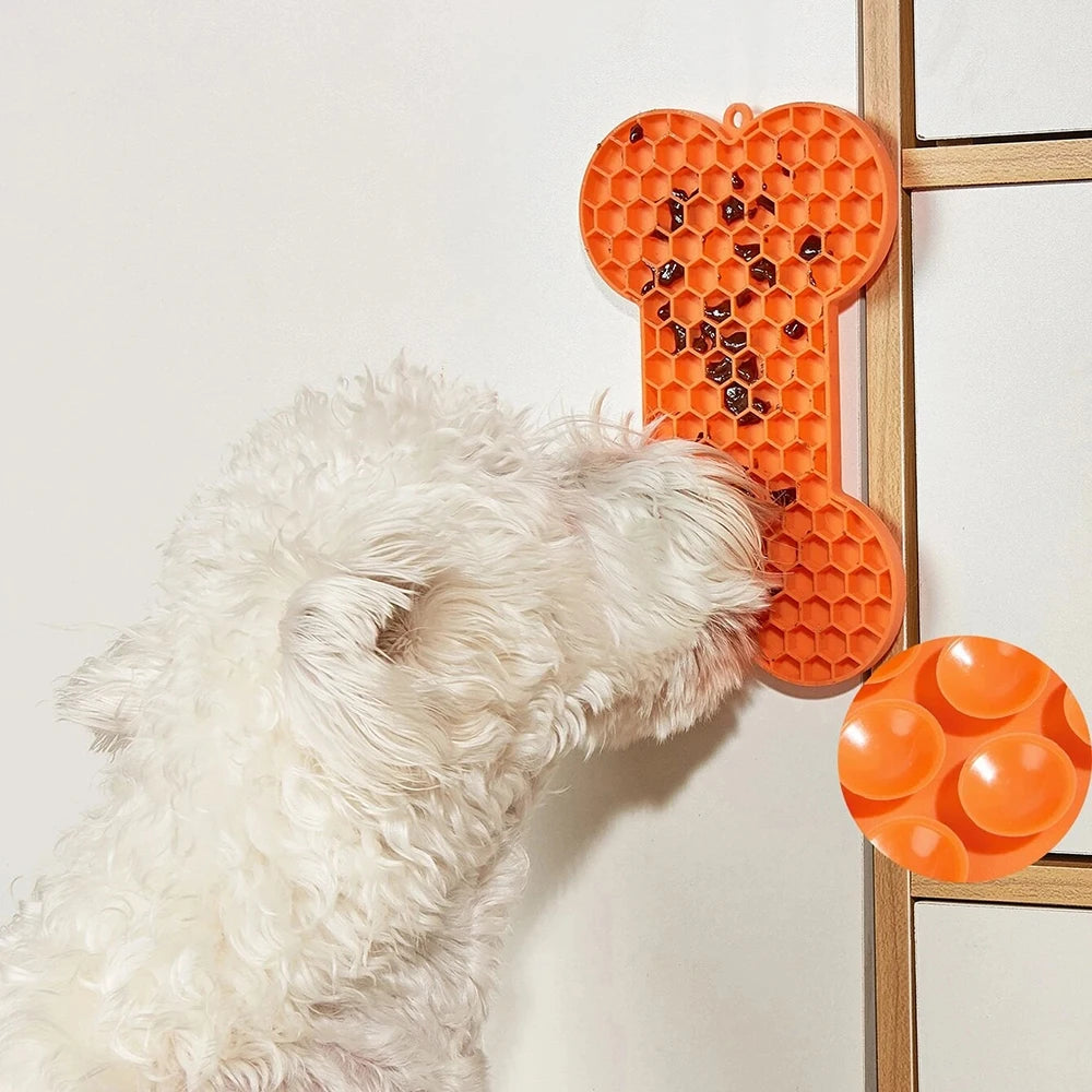 Silicone Dog Lick Mat – Slow Feeder Suction Pad for Dogs & Cats