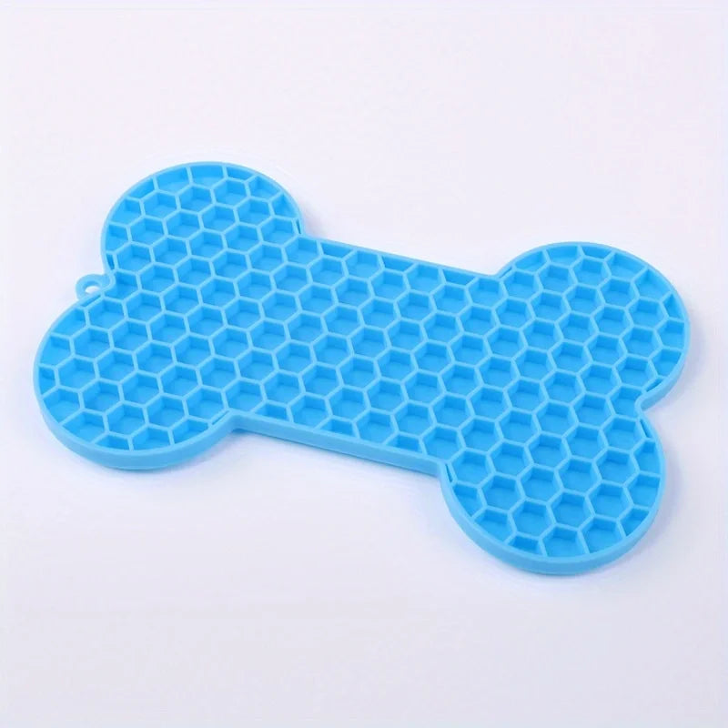 Silicone Dog Lick Mat – Slow Feeder Suction Pad for Dogs & Cats